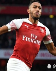  索肖锋线双星连线发威，相互助攻主导比赛走向胜利