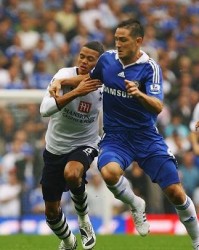  托特纳姆热刺后防失误连连，主场两度领先遭维拉扳平