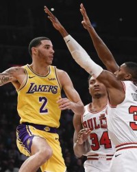  布伦森关键球再现尼克斯加时胜公牛