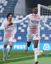  那不勒斯主场三连胜强势领跑意甲积分榜