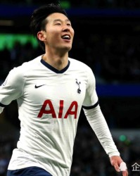  热刺主帅孔蒂赛后发布会怒辞职  