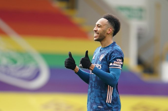  麦迪逊神仙球破门莱斯特城客场爆冷击败曼联